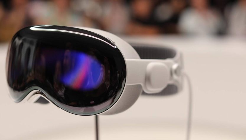 Apple Vision Pro executive is allegedly moving to OpenAI.