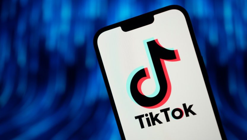 Federal workers are allowed to download TikTok on their work smartphones once more.