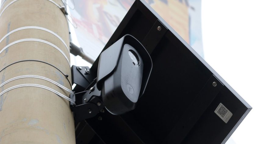 A greater number of Americans are against police license plate cameras compared to those in favor, according to a survey.
