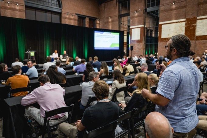 TechCrunch Founder Summit’s schedule disclosed: Access fundraising, recruitment, and AI insights in Boston on November 4